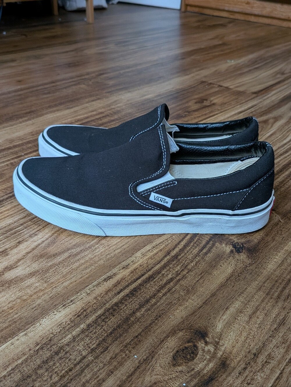 Vans Classic Slip-On Sneakers in Black